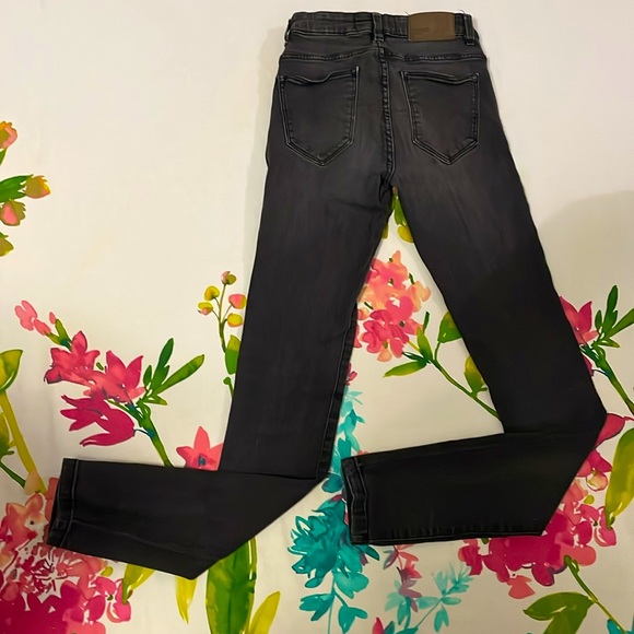 ZARA Black skinny jeans - Picture 2 of 4